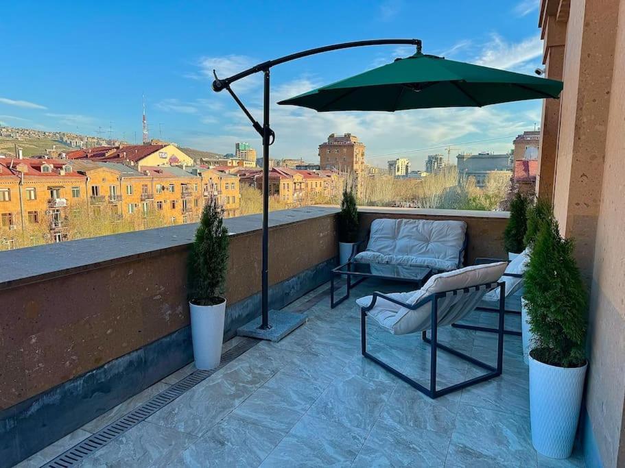 Touch The Sky Apartment Ереван Экстерьер фото